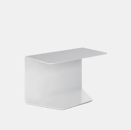 Tavolino Cosy Low Table 1 realizzato in alluminio curvato di MDF Italia