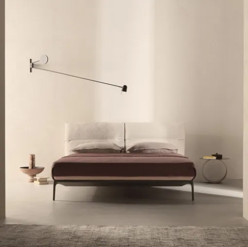 Letto in tessuto imbottito Yale Bed di MDF Italia