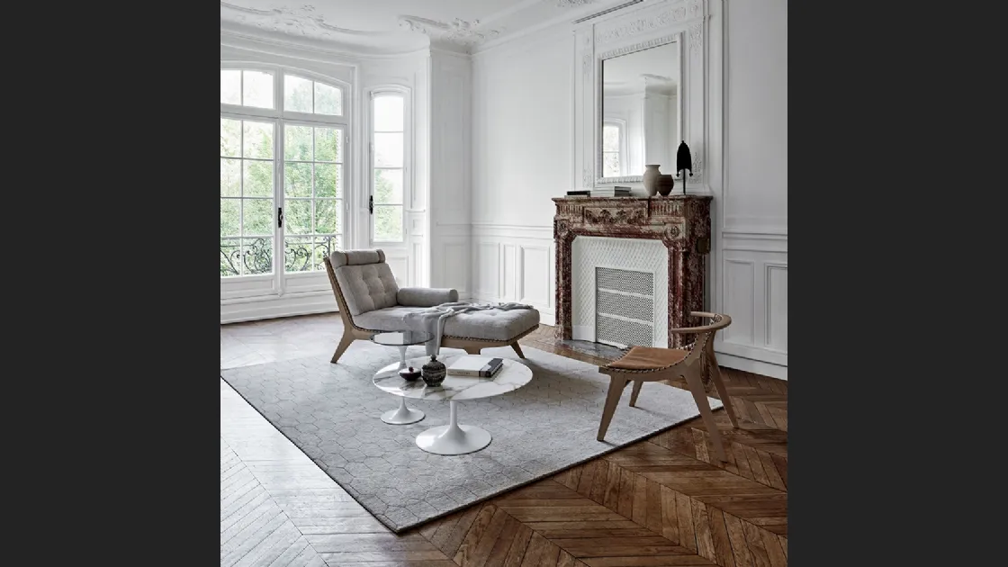 Poltrona Klismos by Knoll Chaise Longue di Knoll