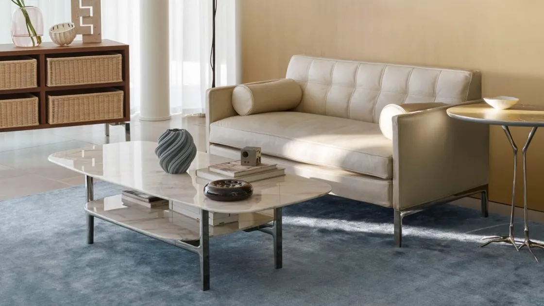 Divano lineare in pelle Volage ex S Night Sofa di Cassina