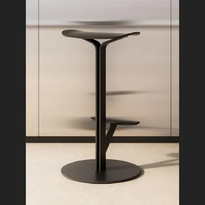 Sgabello Duetto Stool in polipropilene di MDF Italia