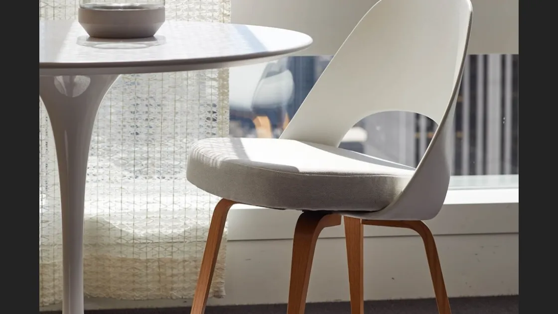 Sedia Saarinen Executive Chair Plastic di Knoll