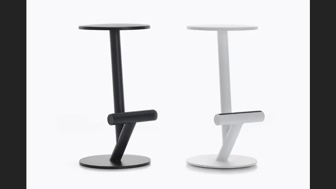 Sgabello Twig Stool in acciaio con seduta in poliuretano di MDF Italia