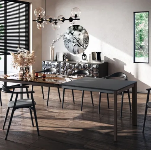 Tavolo Cosmic in gres porcellanato di Scavolini