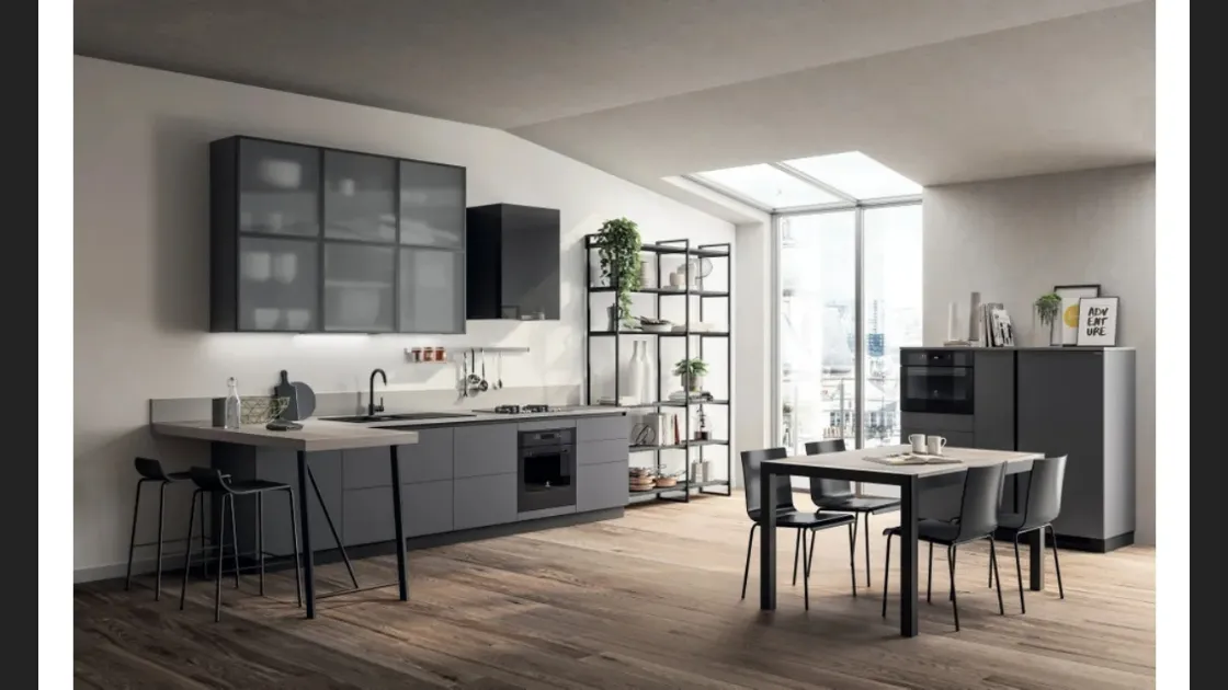 Cucina Evolution Grafite e Vetro Screen di Scavolini