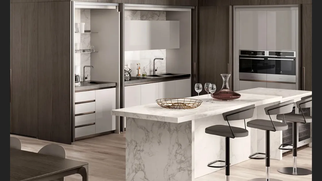 Cucina Boxi in laccato lucido Grigio Chiaro di Scavolini