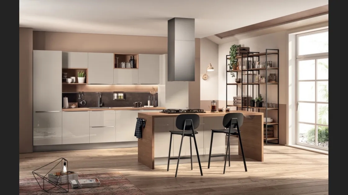 Cucina Moderna con isola Urban & Urban in laccato lucido Sabbia con top in laminato Rovere Land di Scavolini