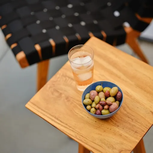 Tavolino in teak Risom Side Table di Knoll